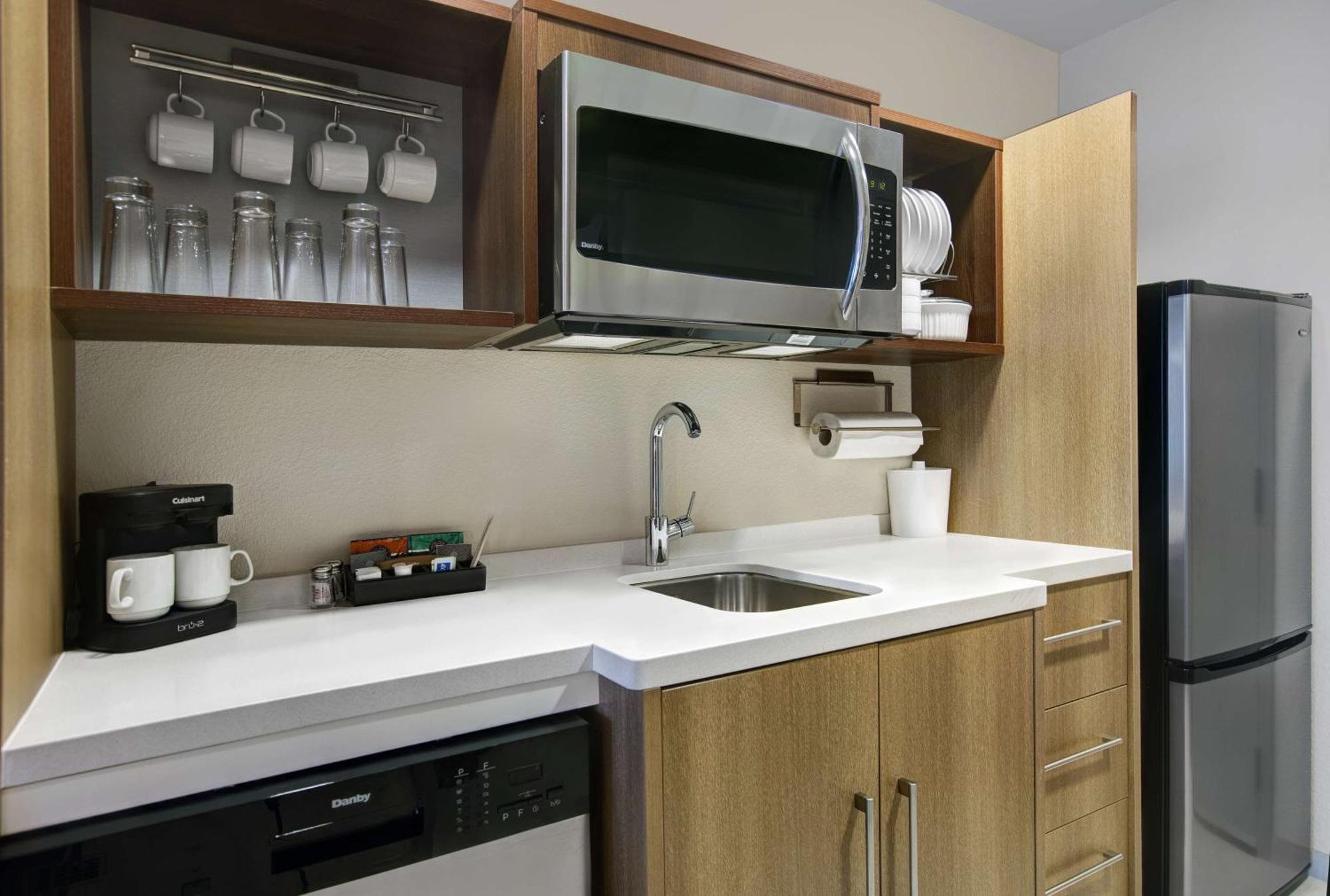 Home2 Suites By Hilton Richmond Exteriér fotografie